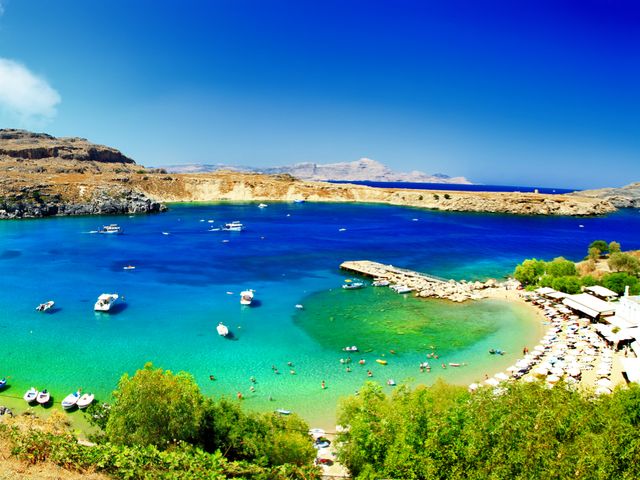 Fluege Rhodos - Schöner Blick auf die griechische Insel